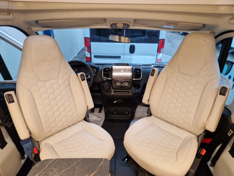 Etrusco T 7400 SBC - Autocaravana perfilada: foto 5 Etrusco T 7400 SBC - Autocaravana perfilada: foto 5