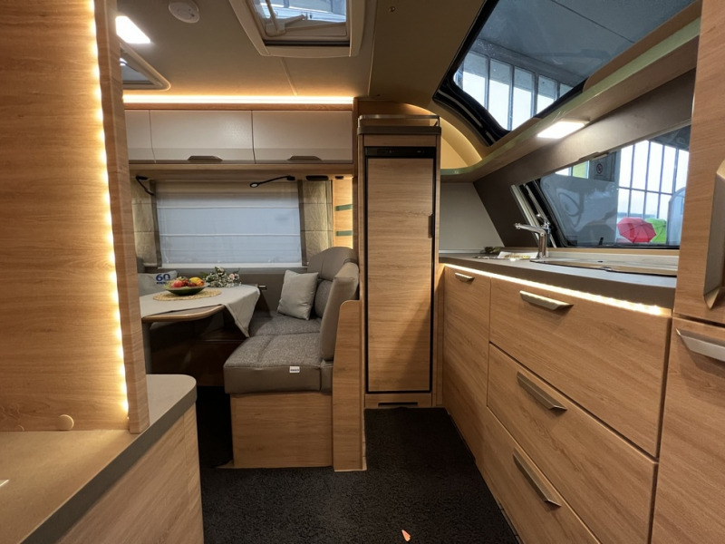 Knaus Sudwind 500 PF 60° Years - Caravana: foto 3 Knaus Sudwind 500 PF 60° Years - Caravana: foto 3