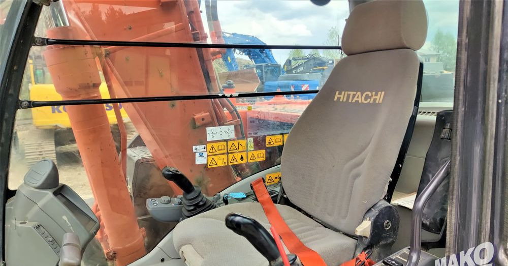 Excavadora de cadenas Hitachi ZX130 LCN-6: foto 11 Excavadora de cadenas Hitachi ZX130 LCN-6: foto 11