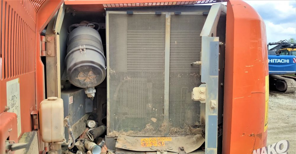 Excavadora de cadenas Hitachi ZX130 LCN-6: foto 8 Excavadora de cadenas Hitachi ZX130 LCN-6: foto 8