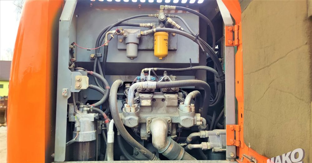 Excavadora de ruedas Hitachi ZX140W-3: foto 9 Excavadora de ruedas Hitachi ZX140W-3: foto 9