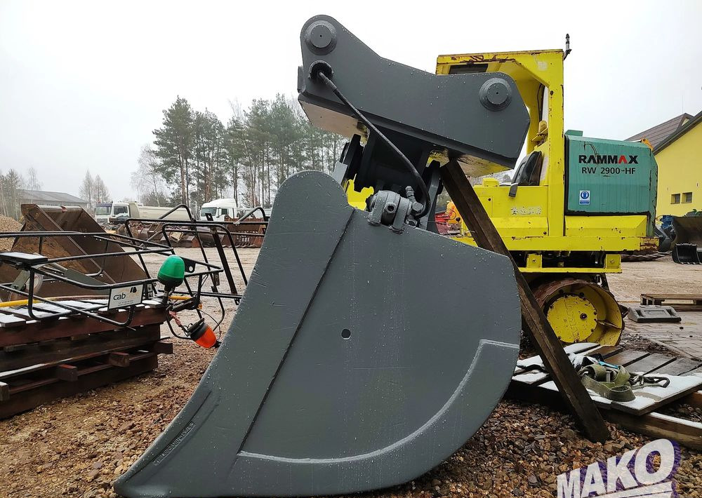 Łyżka hydrauliczna 120cm do koparki S80 / OilQuick 80 - Implemento para Maquinaria de construcción: foto 2 Łyżka hydrauliczna 120cm do koparki S80 / OilQuick 80 - Implemento para Maquinaria de construcción: foto 2