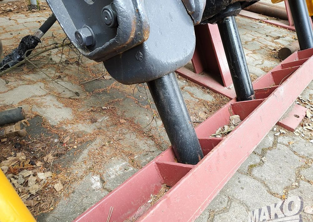 Młot hydrauliczny 430kg do koparki - Implemento para Maquinaria de construcción: foto 3 Młot hydrauliczny 430kg do koparki - Implemento para Maquinaria de construcción: foto 3