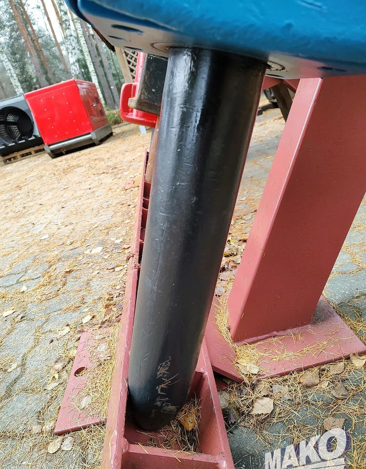 Młot hydrauliczny Krupp HM560 875kg do koparki - Implemento para Maquinaria de construcción: foto 2 Młot hydrauliczny Krupp HM560 875kg do koparki - Implemento para Maquinaria de construcción: foto 2