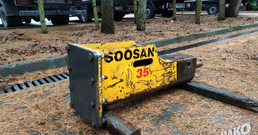 Młot hydrauliczny Soosan SQ35 230kg do koparki - Implemento para Maquinaria de construcción: foto 3 Młot hydrauliczny Soosan SQ35 230kg do koparki - Implemento para Maquinaria de construcción: foto 3
