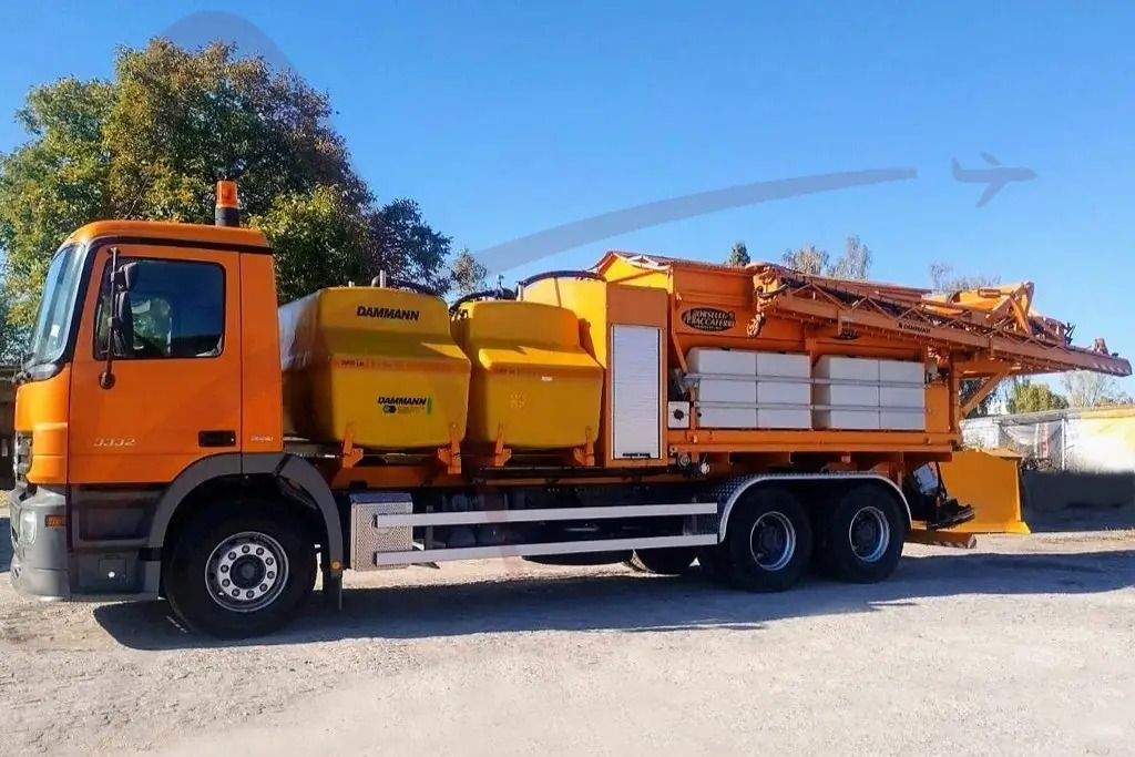 DAMMANN FEA 6024 - Vehículo de deshielo: foto 5 DAMMANN FEA 6024 - Vehículo de deshielo: foto 5