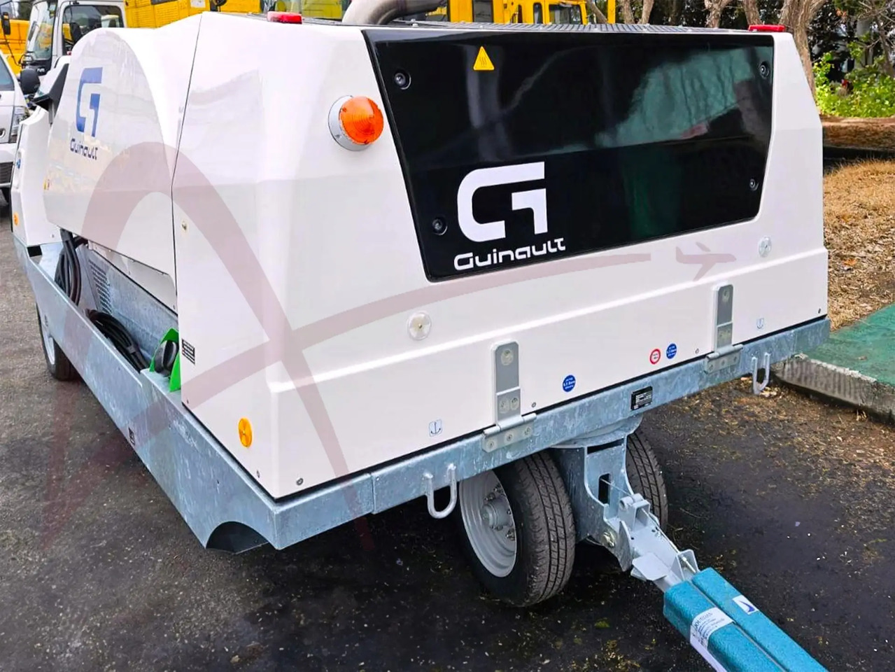 GUINAULT GA180V51D2000 - Unidad de potencia en tierra: foto 2 GUINAULT GA180V51D2000 - Unidad de potencia en tierra: foto 2