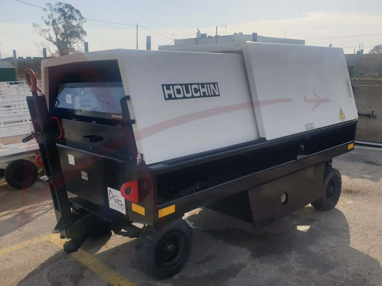 HOUCHIN D690 SV - Unidad de potencia en tierra: foto 4 HOUCHIN D690 SV - Unidad de potencia en tierra: foto 4