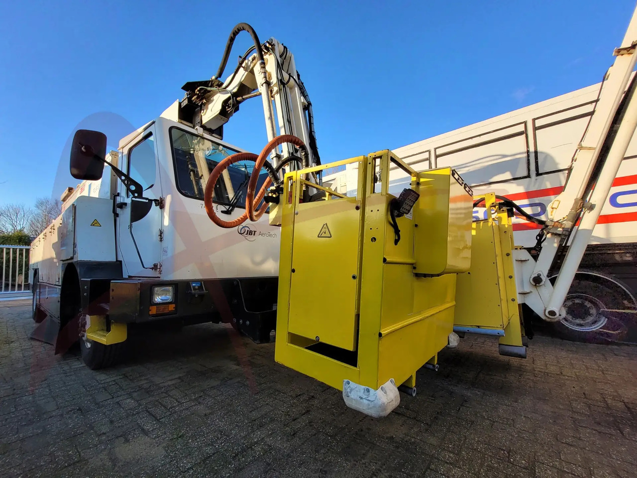 JBT TEMPEST 2 - Vehículo de deshielo: foto 2 JBT TEMPEST 2 - Vehículo de deshielo: foto 2