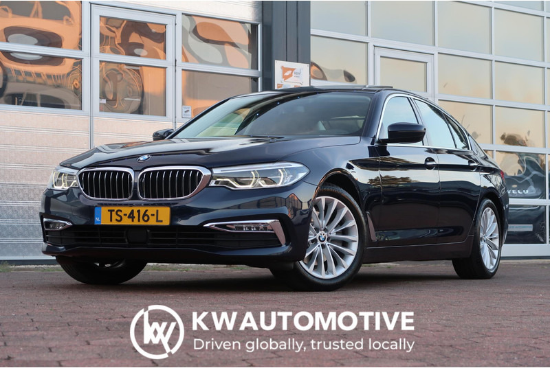 BMW 5 Serie 520i Corporate High Executive SCHUIFDAK/ NAPPA-LEDER/ ACC/ HEAD-UP/ H&K / ETC. - Sedan: foto 1 BMW 5 Serie 520i Corporate High Executive SCHUIFDAK/ NAPPA-LEDER/ ACC/ HEAD-UP/ H&K / ETC. - Sedan: foto 1