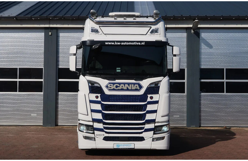 Cabeza tractora Scania 540S NGS FULL AIR/ RETARDER/ ALCOA/ LEATHER/ 2X TANK/ PARK AIRCO: foto 7