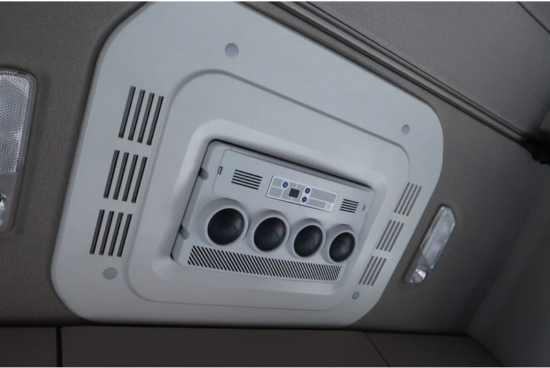 Cabeza tractora Scania 540S NGS FULL AIR/ RETARDER/ ALCOA/ LEATHER/ 2X TANK/ PARK AIRCO: foto 14