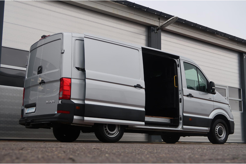 MAN TGE 3.180 4x4 AUT/ CAMERA/ ACC/ AIRCO/ TREKHAAK - Furgón: foto 4 MAN TGE 3.180 4x4 AUT/ CAMERA/ ACC/ AIRCO/ TREKHAAK - Furgón: foto 4