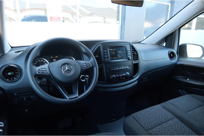 Mercedes-Benz Vito Tourer 114 CDI Select Lang AUT/ 9-PERS!/ CAMERA/ CRUISE/ AIRCO/ DAB+/ TREKHAAK - Coche: foto 2 Mercedes-Benz Vito Tourer 114 CDI Select Lang AUT/ 9-PERS!/ CAMERA/ CRUISE/ AIRCO/ DAB+/ TREKHAAK - Coche: foto 2