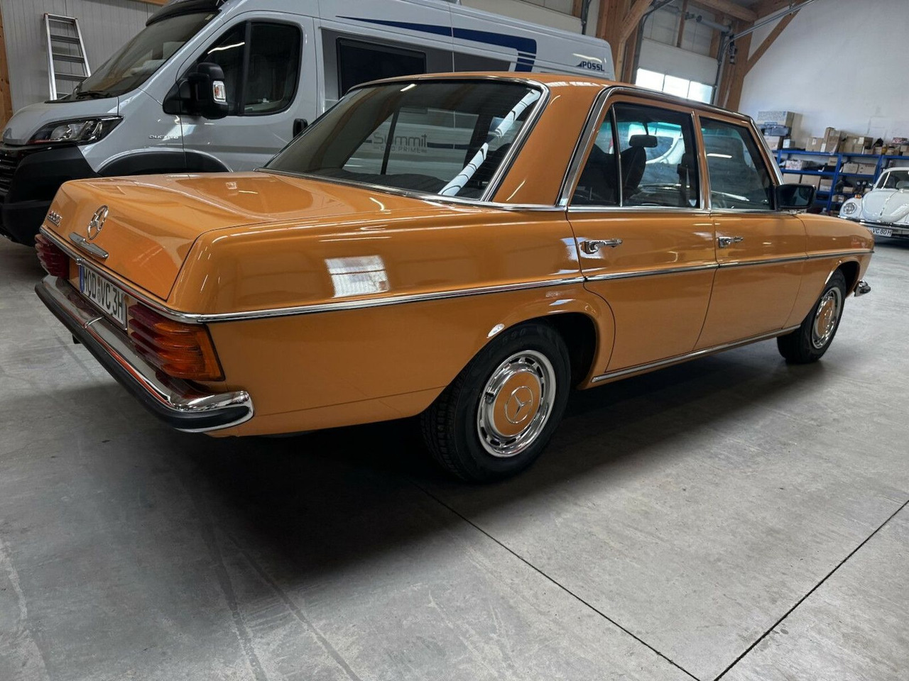 Mercedes-Benz 200 D/8 - Sedan: foto 5 Mercedes-Benz 200 D/8 - Sedan: foto 5