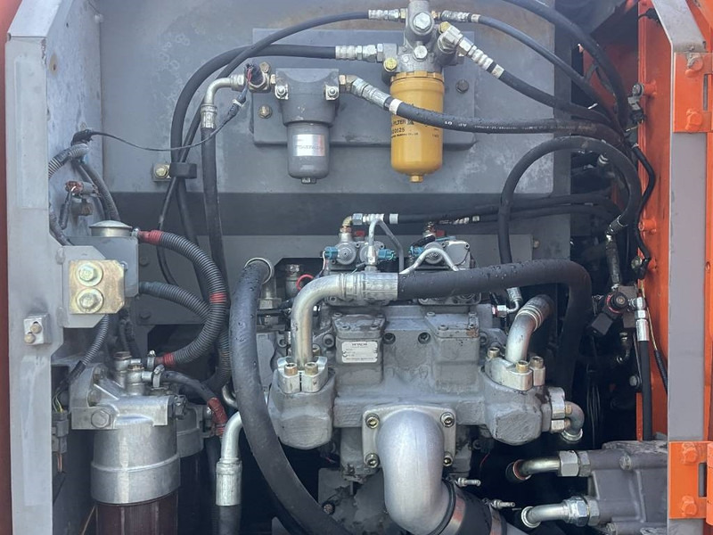 Leasing de Hitachi ZX 140 W-3 Hitachi ZX 140 W-3: foto 16