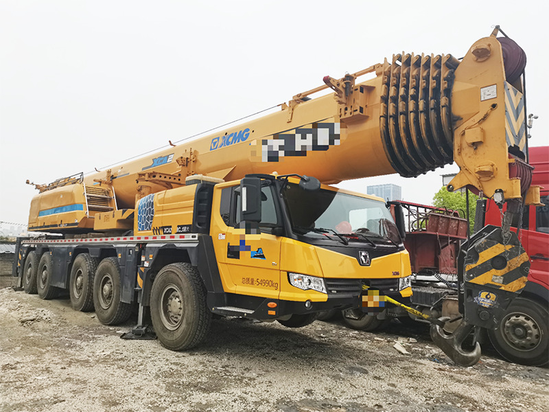 Xcmg 2024 used XCA130L8C_1 Hydraulic retraction all terrain crane - Maquinaria de construcción: foto 2 Xcmg 2024 used XCA130L8C_1 Hydraulic retraction all terrain crane - Maquinaria de construcción: foto 2