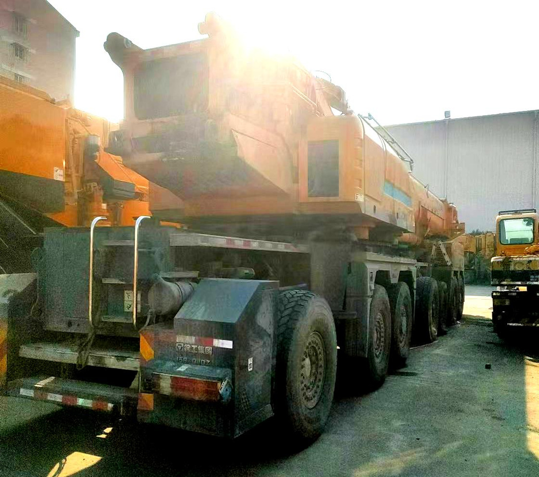 XCMG 2021 used 500ton QAY500 telescopic arm all terrain crane truck price - Grúa todo terreno: foto 4 XCMG 2021 used 500ton QAY500 telescopic arm all terrain crane truck price - Grúa todo terreno: foto 4