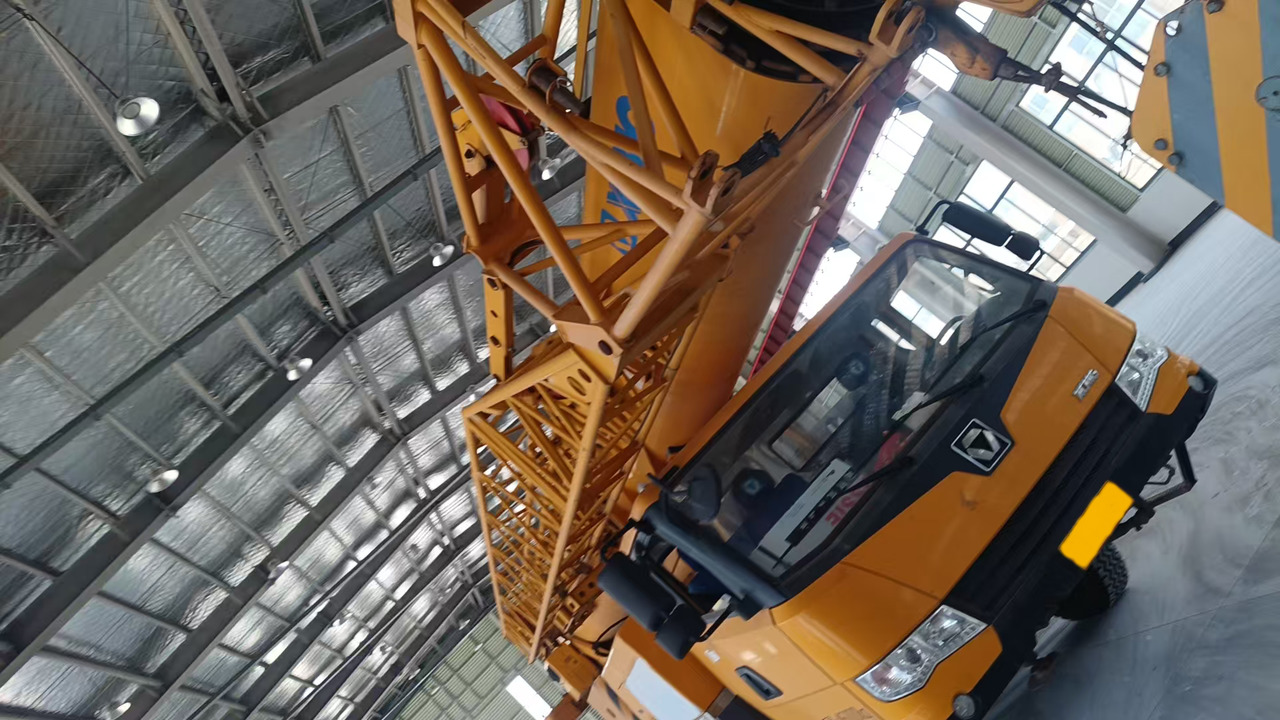 XCMG Official Second Hand 70 Ton Mobile Crane QY70K5D_1 Truck Mounted Crane - Autogrúa: foto 4 XCMG Official Second Hand 70 Ton Mobile Crane QY70K5D_1 Truck Mounted Crane - Autogrúa: foto 4