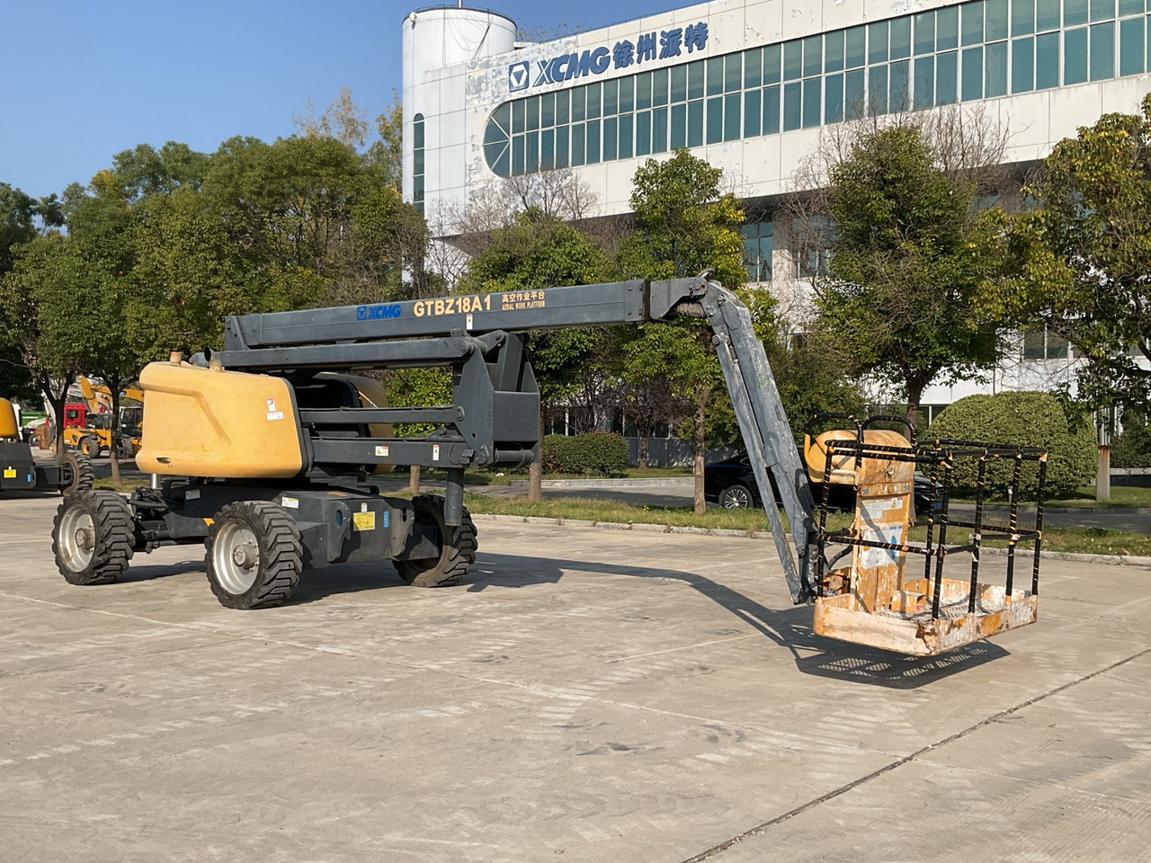 XCMG Official Second Hand Mobile Cherry Picker GTBZ18A1 18m Man Lift Boom Lift Price - Plataforma articulada: foto 5 XCMG Official Second Hand Mobile Cherry Picker GTBZ18A1 18m Man Lift Boom Lift Price - Plataforma articulada: foto 5