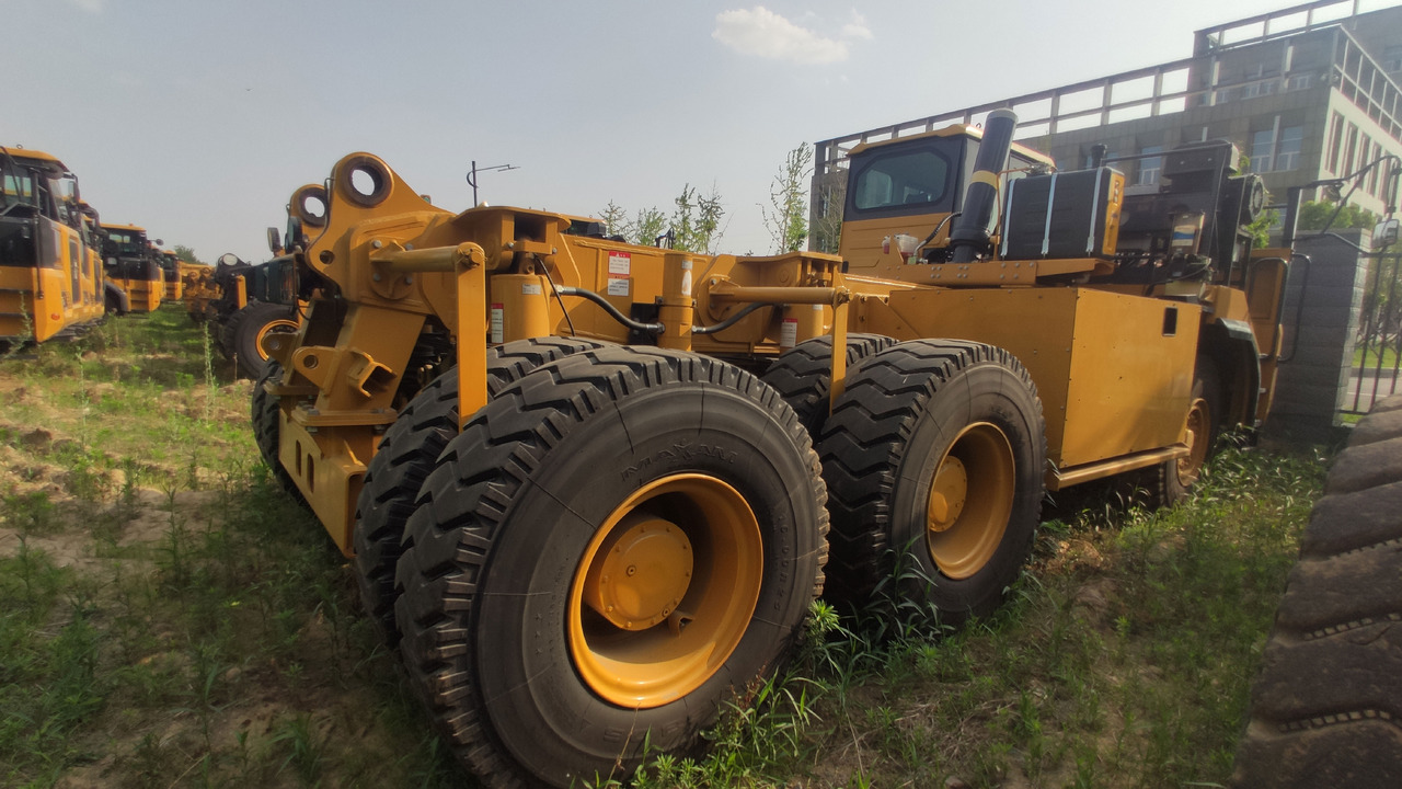 XCMG Official Second Hand Tipper Dump Truck XDR80T Mining Dump Truck Price - Dúmper: foto 3 XCMG Official Second Hand Tipper Dump Truck XDR80T Mining Dump Truck Price - Dúmper: foto 3