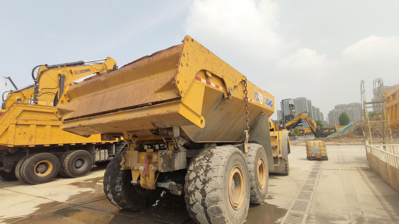 XCMG Official Used 6*6 Dumper Mining Truck XDA50H Articulated Tipper Truck Dumper Price - Dúmper: foto 4 XCMG Official Used 6*6 Dumper Mining Truck XDA50H Articulated Tipper Truck Dumper Price - Dúmper: foto 4
