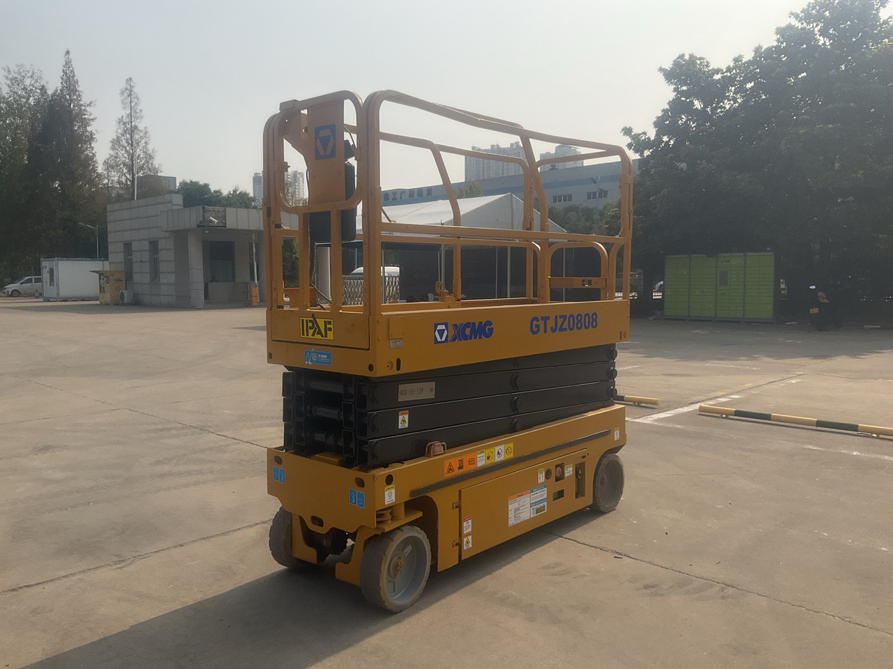 XCMG Official Used Aerial Work Platform Lift GTJZ0808 8m Hydraulic Scissor Lift Price - Plataforma de tijeras: foto 3 XCMG Official Used Aerial Work Platform Lift GTJZ0808 8m Hydraulic Scissor Lift Price - Plataforma de tijeras: foto 3