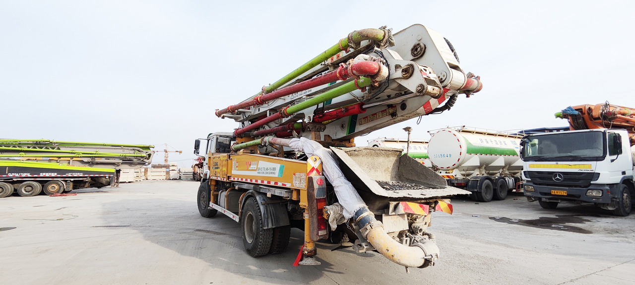 Leasing de  XCMG Official Used Concrete Pump Truck HB37V 37 Meters Cement Pump Machine Price For Sale XCMG Official Used Concrete Pump Truck HB37V 37 Meters Cement Pump Machine Price For Sale: foto 7