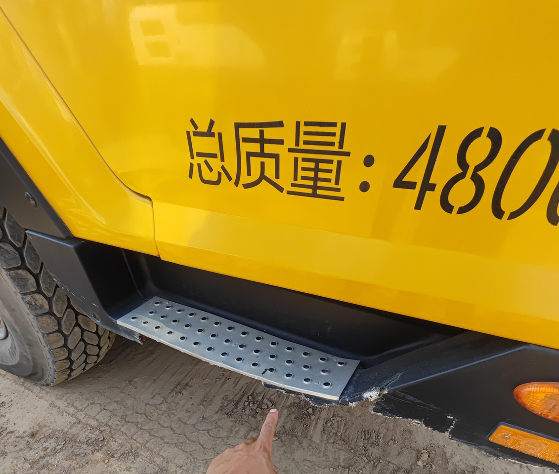 XCMG XCT100_M 100ton 2021 used mobile truck crane for sale - Autogrúa: foto 5 XCMG XCT100_M 100ton 2021 used mobile truck crane for sale - Autogrúa: foto 5