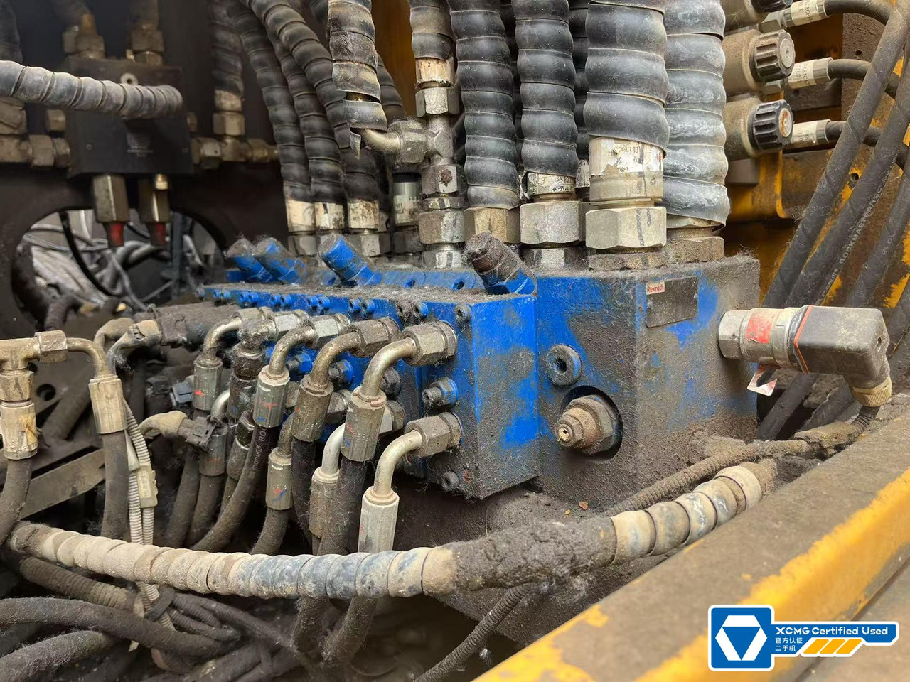 XCMG XR280D used crawler rotary drilling rig pile machine price - Perforadora: foto 3 XCMG XR280D used crawler rotary drilling rig pile machine price - Perforadora: foto 3