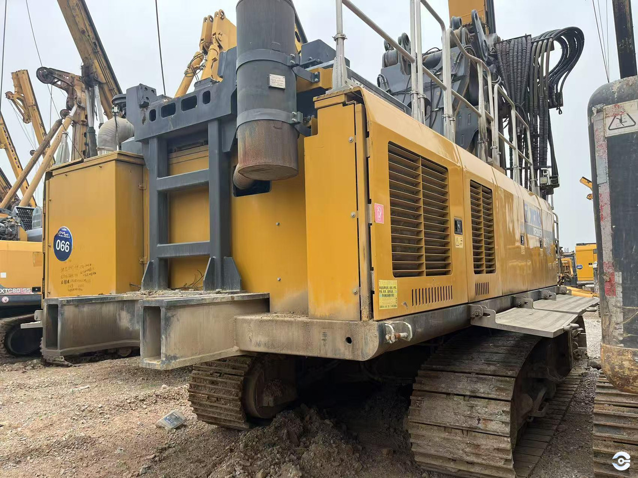 XCMG used XR280E hydraulic pile machine drilling rig rotary price - Perforadora: foto 5 XCMG used XR280E hydraulic pile machine drilling rig rotary price - Perforadora: foto 5