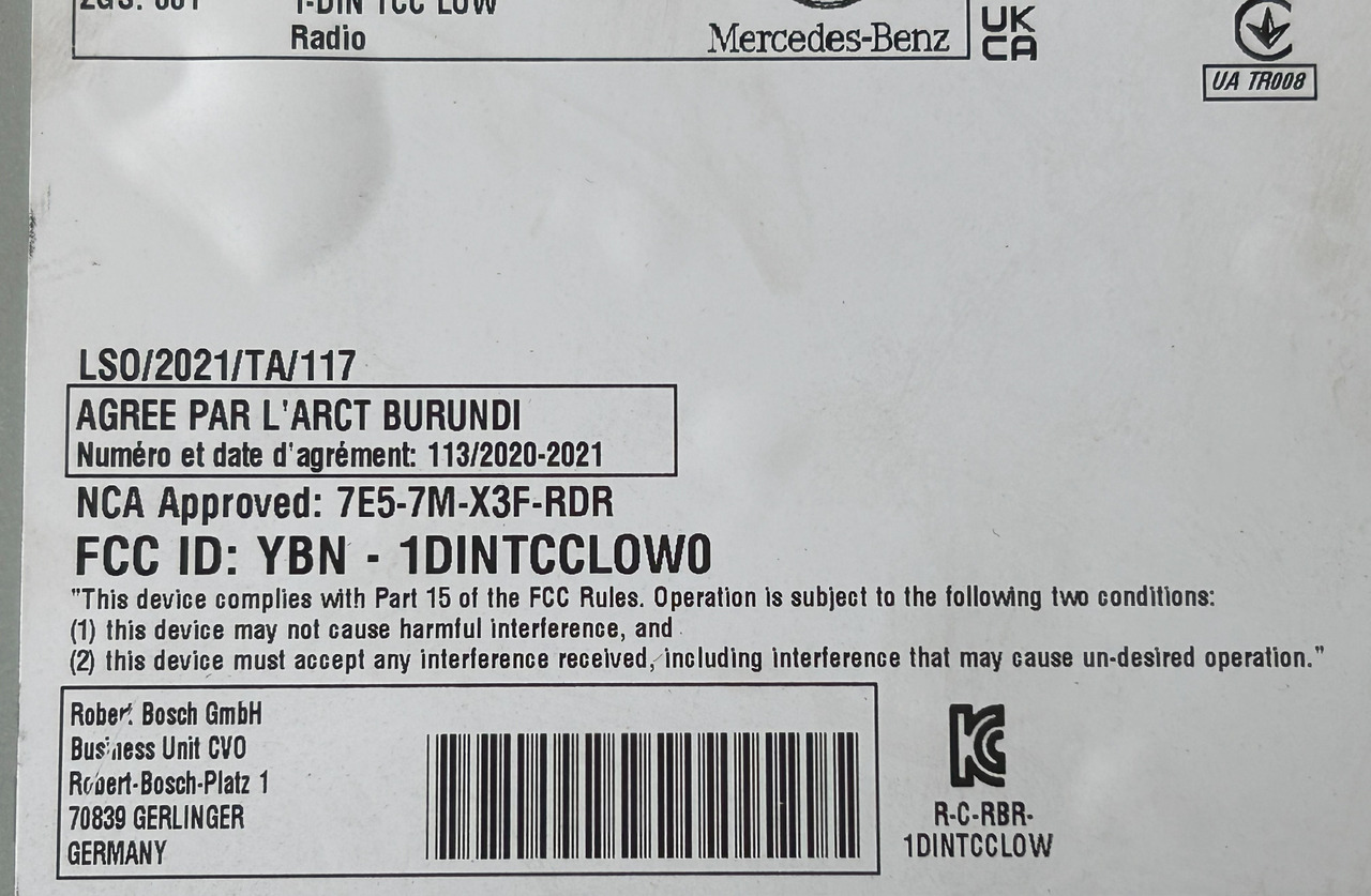 BOSCH CAR RADIO 7620002245 MERCEDES ACTROS A0014461862 NEW ORIGINAL - Cabina e interior: foto 4 BOSCH CAR RADIO 7620002245 MERCEDES ACTROS A0014461862 NEW ORIGINAL - Cabina e interior: foto 4