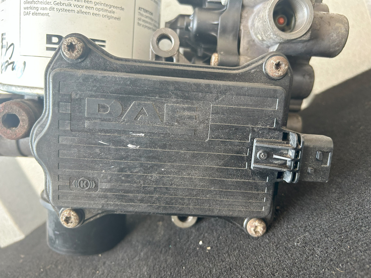 DAF CF XF 106 480 APU KIT ZEL2100 1973210 ( ELA1000 + AE6000) - Válvula de freno: foto 3 DAF CF XF 106 480 APU KIT ZEL2100 1973210 ( ELA1000 + AE6000) - Válvula de freno: foto 3