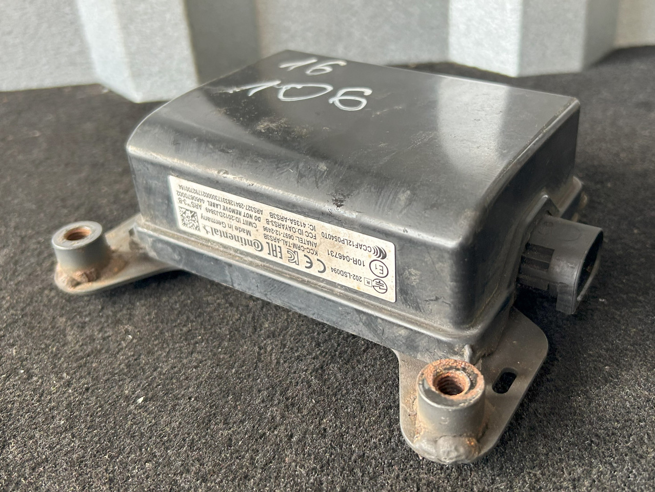 DAF RADAR AKTYWNY ACC2 AEBS DAF XF 106 480 - Sistema eléctrico para Camión: foto 3 DAF RADAR AKTYWNY ACC2 AEBS DAF XF 106 480 - Sistema eléctrico para Camión: foto 3