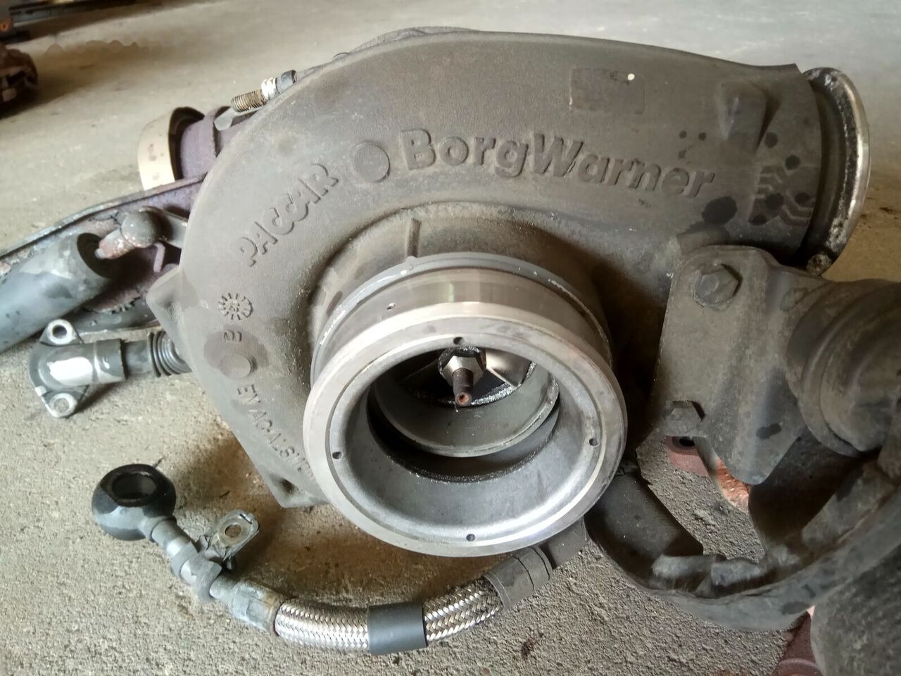 DAF XF 105 13951013061 DAF XF 105 truck - Turbocompresor para Camión: foto 3 DAF XF 105 13951013061 DAF XF 105 truck - Turbocompresor para Camión: foto 3