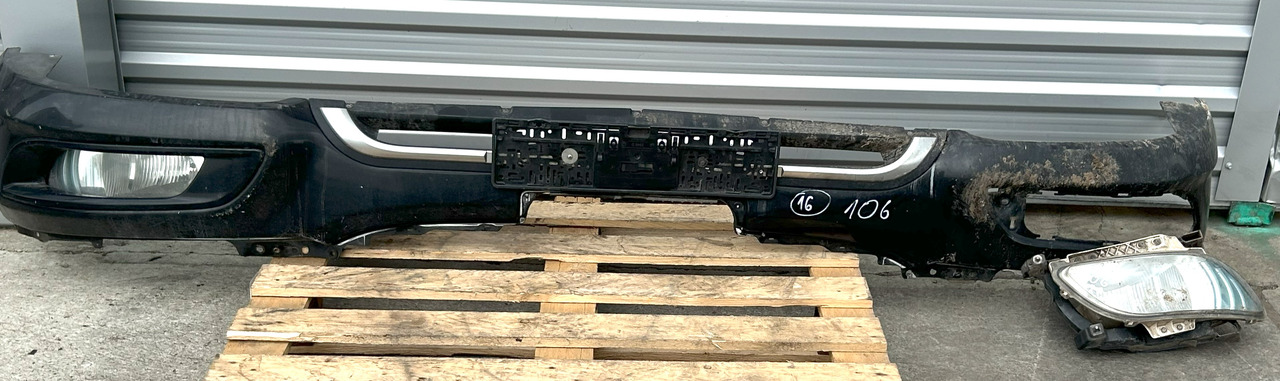 DAF XF 106 480 FRONT BUMPER WITH HALOGENS - Parachoques: foto 1 DAF XF 106 480 FRONT BUMPER WITH HALOGENS - Parachoques: foto 1