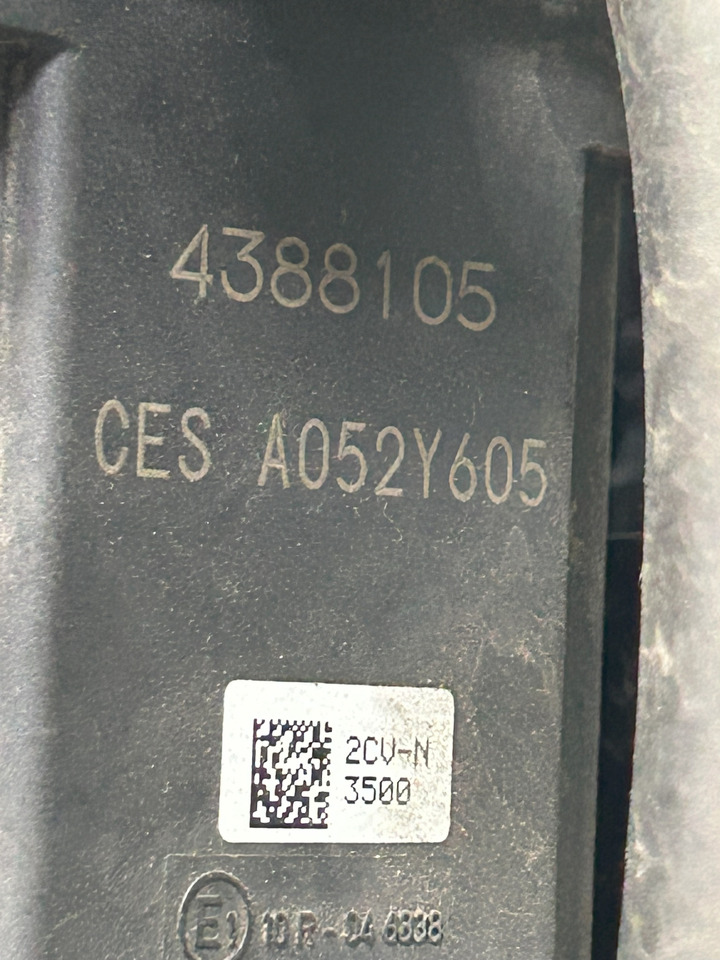 DAF XF 106 ADBLUE KIT - Silenciador/ Sistema de escape: foto 4 DAF XF 106 ADBLUE KIT - Silenciador/ Sistema de escape: foto 4