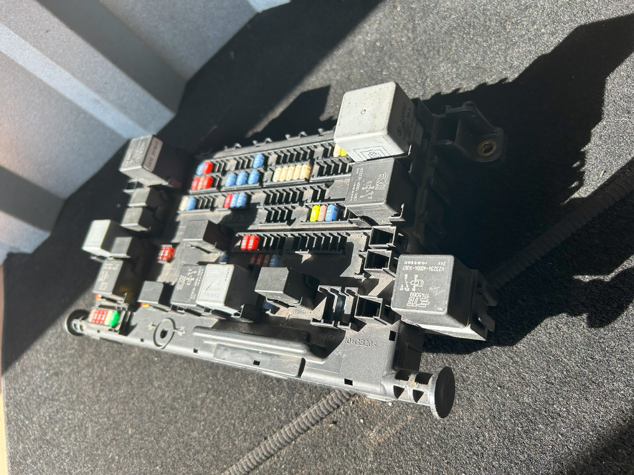 DAF XF 106 FUSE BOX - Fusible: foto 4 DAF XF 106 FUSE BOX - Fusible: foto 4