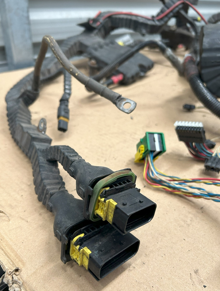 Cables/ Alambres DAF XF 106 J3C ENGINE WIRING HARNESS: foto 9