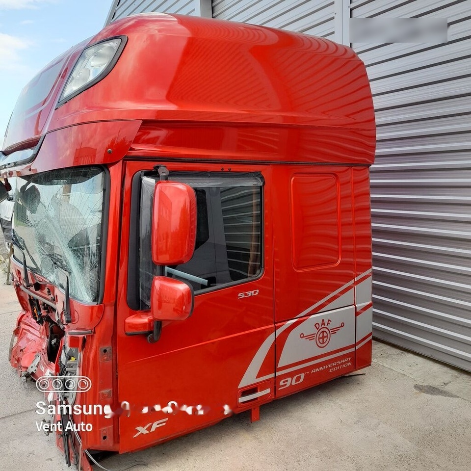 DAF XF 106 SUPER SPACE CAB LIFT FAHRERHAUS CABINE truck - Cabina para Camión: foto 2 DAF XF 106 SUPER SPACE CAB LIFT FAHRERHAUS CABINE truck - Cabina para Camión: foto 2