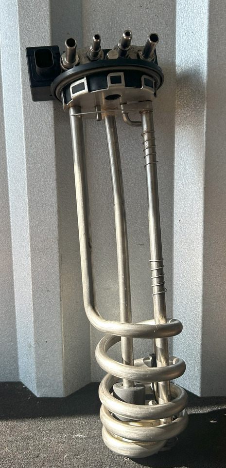 DAF XF 106 TEMPERATURE AND ADBLUE LEVEL SENSOR - Sensor: foto 1 DAF XF 106 TEMPERATURE AND ADBLUE LEVEL SENSOR - Sensor: foto 1