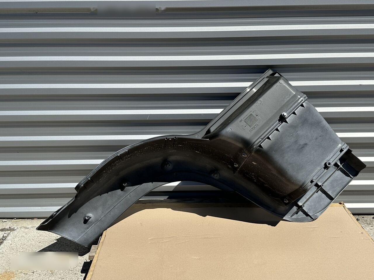 IVECO EUROCARGO 504039203 IVECO 504039203 - Peldaño para Camión: foto 2 IVECO EUROCARGO 504039203 IVECO 504039203 - Peldaño para Camión: foto 2