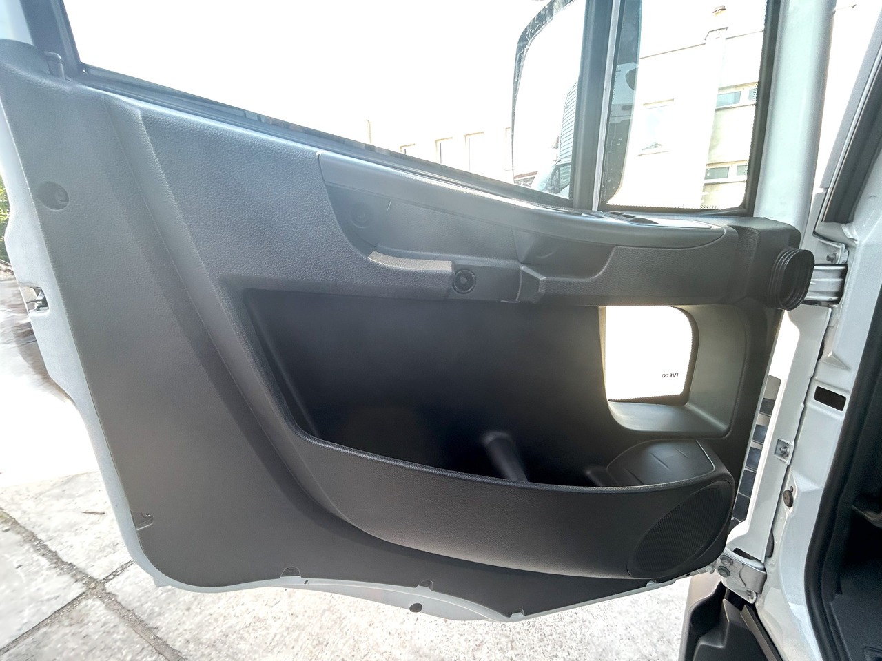 Cabina para Coche nuevo IVECO Eurocargo 75 DAY cabine Fahrerhaus Cab 2025: foto 26 Cabina para Coche nuevo IVECO Eurocargo 75 DAY cabine Fahrerhaus Cab 2025: foto 26