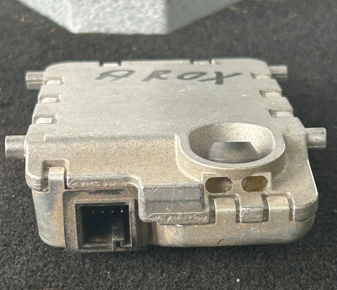 MERCEDES-BENZ AROCS MP4 WINDSCREEN CAMERA LANE ASSISTANT - Sensor: foto 4 MERCEDES-BENZ AROCS MP4 WINDSCREEN CAMERA LANE ASSISTANT - Sensor: foto 4