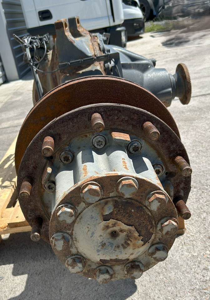 MERCEDES-BENZ REAR AXLE + HUBS ACTROS MP4 R440-13 2,846 - Eje posterior para Camión: foto 2 MERCEDES-BENZ REAR AXLE + HUBS ACTROS MP4 R440-13 2,846 - Eje posterior para Camión: foto 2