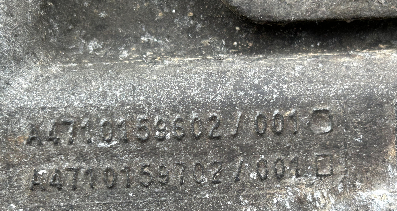 MERCEDES CLUTCH TIMING HOUSING ACTROS MP4 - Árbol de levas: foto 5 MERCEDES CLUTCH TIMING HOUSING ACTROS MP4 - Árbol de levas: foto 5