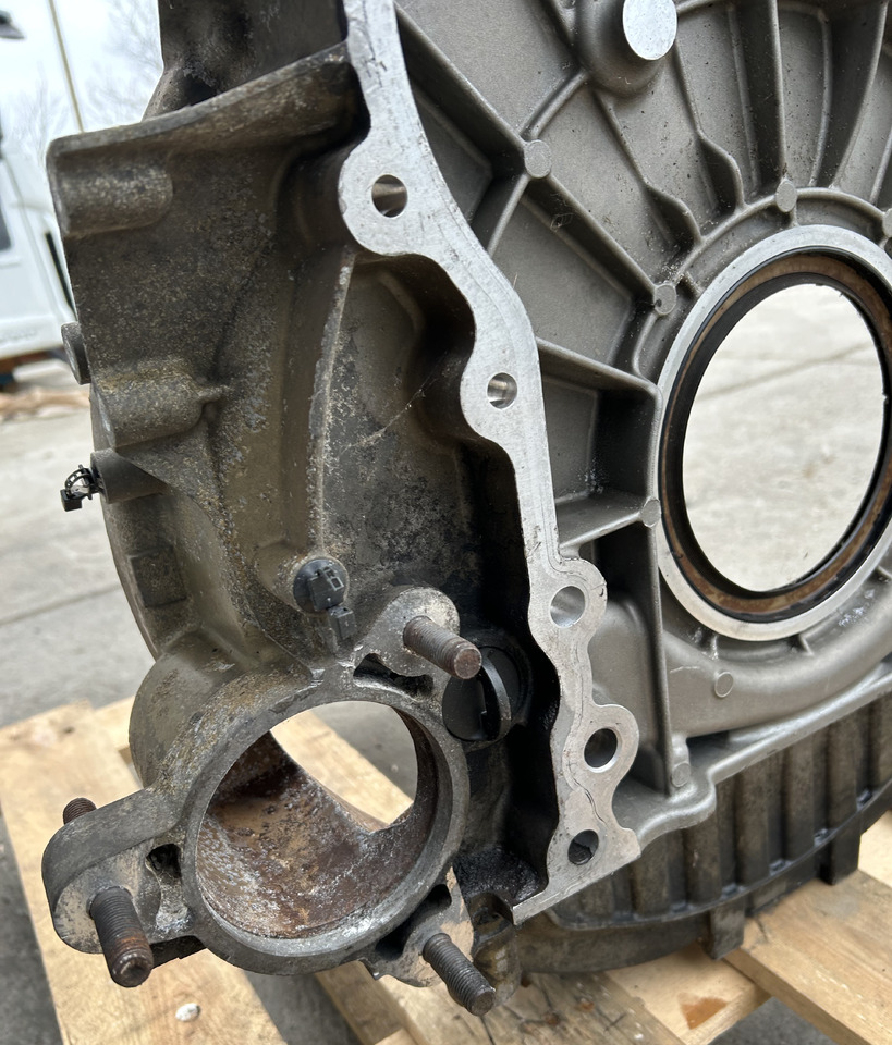 MERCEDES CLUTCH TIMING HOUSING ACTROS MP4 - Árbol de levas: foto 4 MERCEDES CLUTCH TIMING HOUSING ACTROS MP4 - Árbol de levas: foto 4