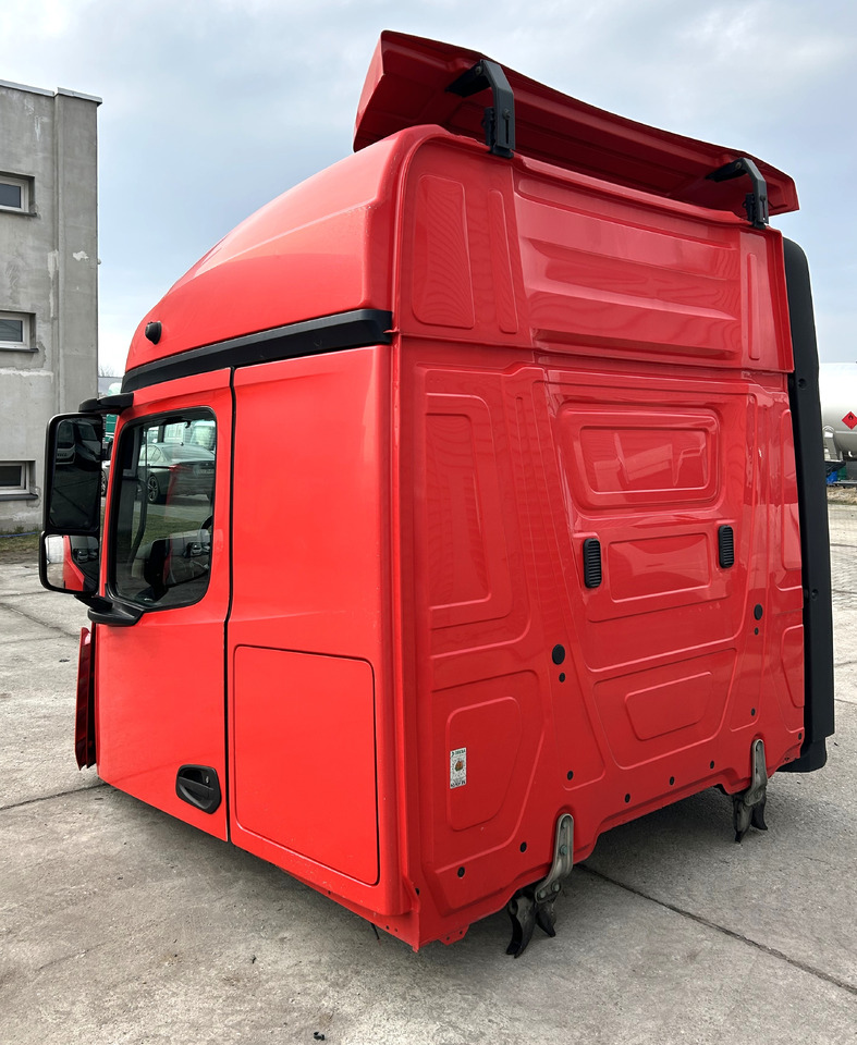 Mercedes Actros MP4 - Cabina: foto 5 Mercedes Actros MP4 - Cabina: foto 5