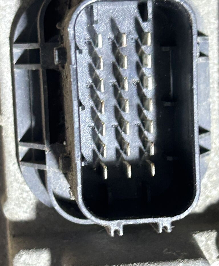 Mercedes-Benz ACM ACTROS AROCS MP4 Mercedes-Benz ACTROS AROCS MP4 truck - Unidad de control para Camión: foto 2 Mercedes-Benz ACM ACTROS AROCS MP4 Mercedes-Benz ACTROS AROCS MP4 truck - Unidad de control para Camión: foto 2