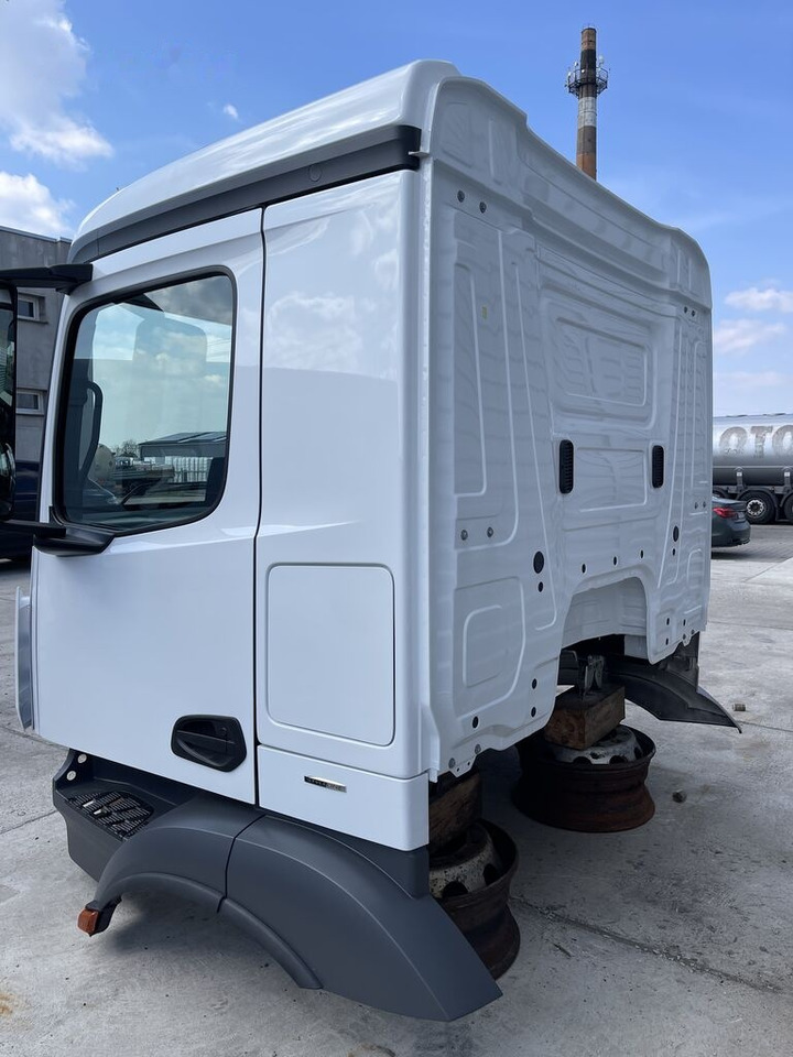 Mercedes-Benz ACTROS ANTOS AROCS Fahrerhaus Cabine 170mm truck - Cabina para Camión: foto 5 Mercedes-Benz ACTROS ANTOS AROCS Fahrerhaus Cabine 170mm truck - Cabina para Camión: foto 5